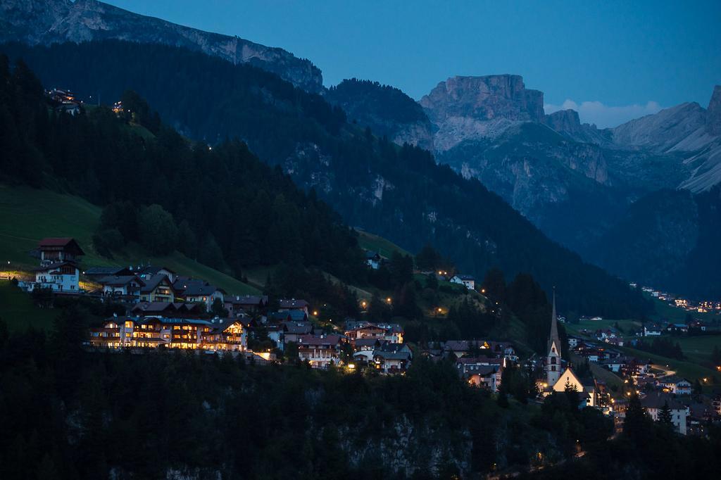 Residence Sovara Santa Cristina Val Gardena Exterior photo